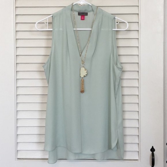 Vince Camuto Sleeveless Top EUC - Picture 1 of 3